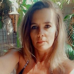 Meet your Posher, Monique